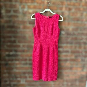 Elegant Pink Sleeveless Dress